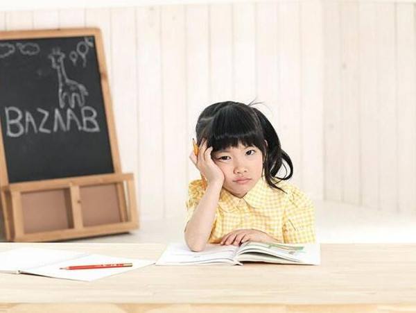 还在拼手速?来hellokid,欧美外教不用抢